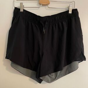 Lululemon Go the Distance Short Reversible Black/Grey